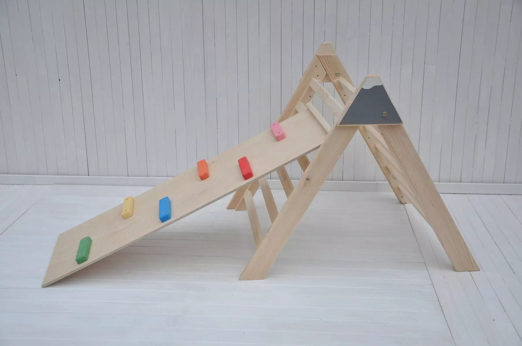 Baby klatrer bjerg Sammenfoldeligt klatretrekant sæt med glidende rampe inspireret pickler legeplads